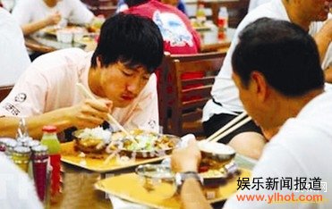 运动员禁吃猪肉：运动员禁吃猪肉后改吃什么？